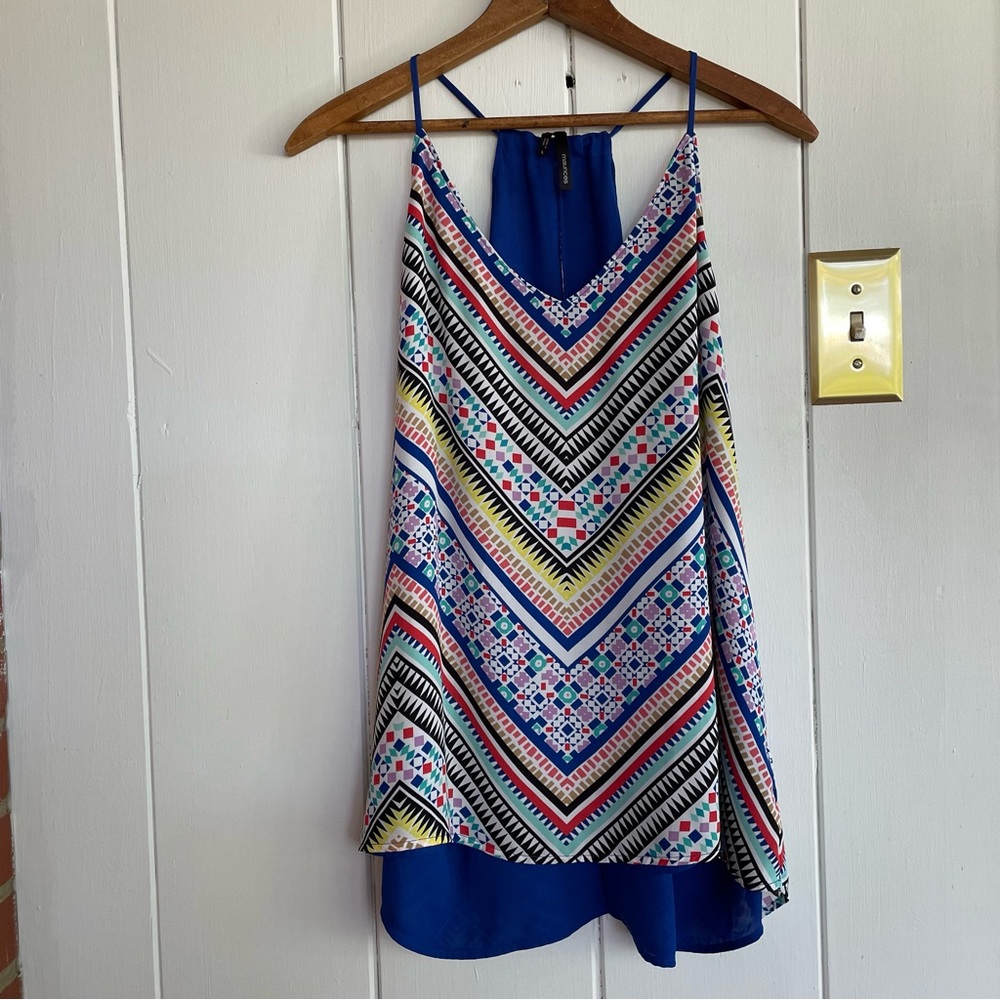 ⭐️ Maurices Colorful summery Tank Top Size Large